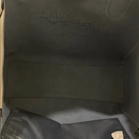 Coach (NWT) Derby Tote in Midnight Navy - Picture 6 of 13